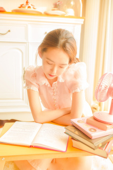 女子的下面为什么是黑色的